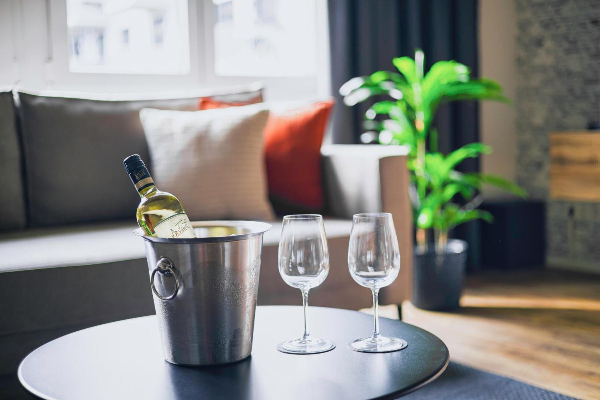 Svyvo Cologne - Serviced Apartments Ehrenfeld Ruang foto